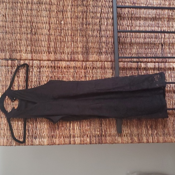 new pics! Bllack dress - Picture 7 of 14